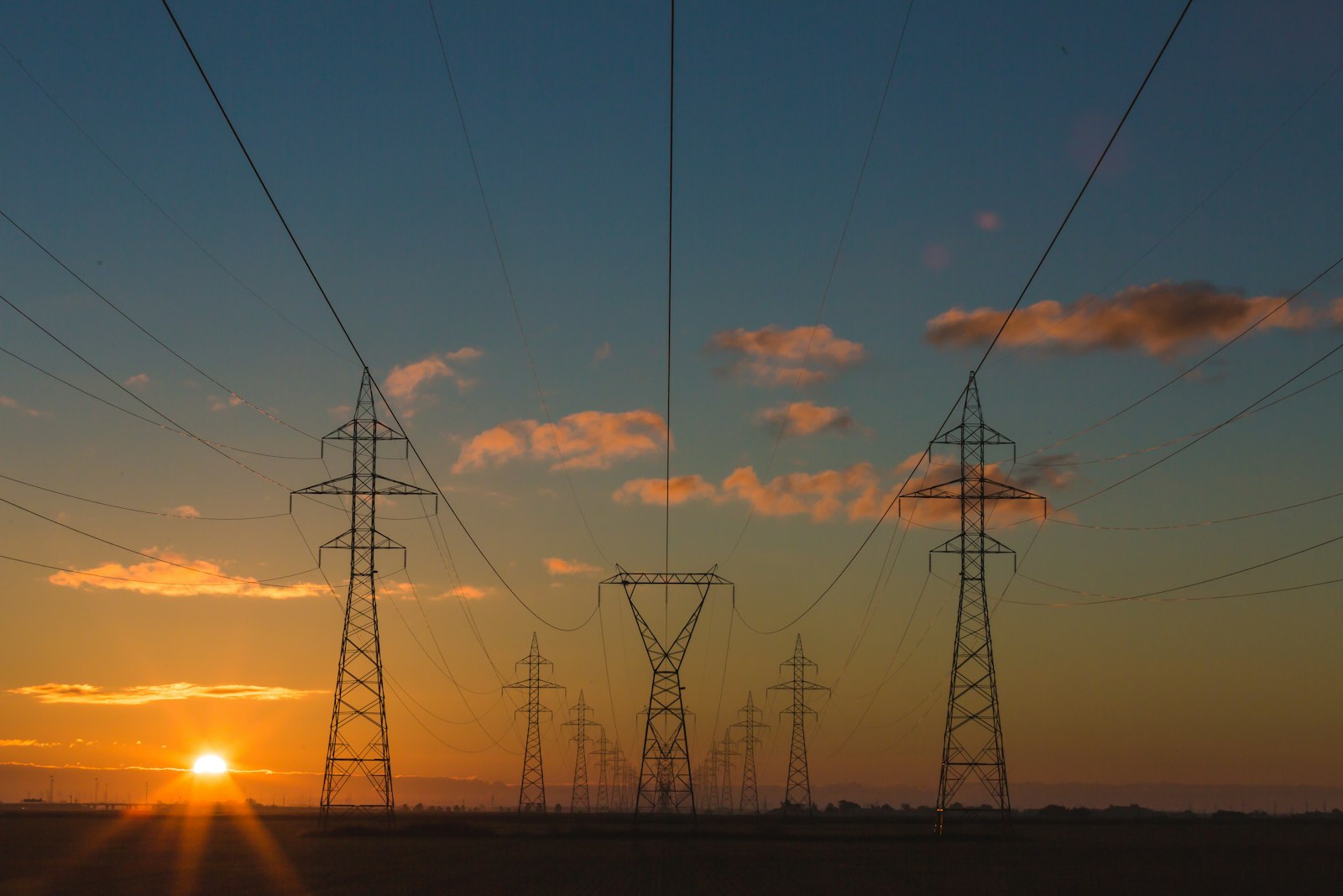 Field service for utility networks